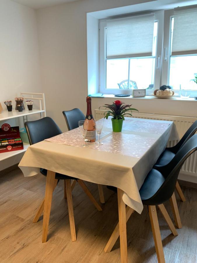 施莱登Ferienhaus Gemuend别墅 外观 照片